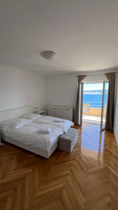 View (from property/room), Bedroom, Sea view