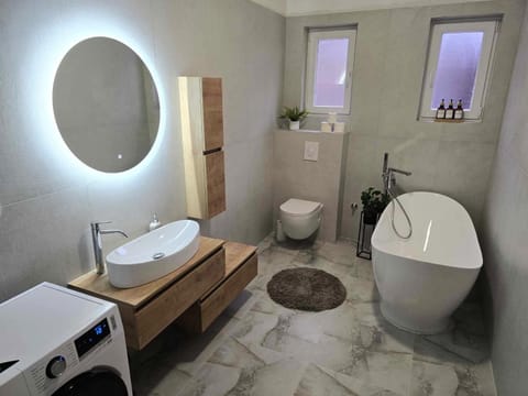 Kosante - luxury apartment - 150 m2 with fitness room Apartment in Imotski