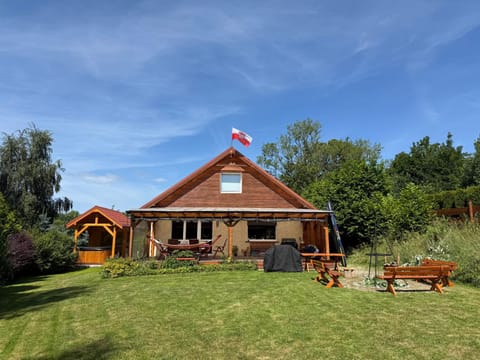 Property building, Spring, Day, Natural landscape, Garden, Other, Other, Other, Seating area, Garden view