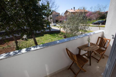 Pipi 2BR apt with Balcony Apartment in Zadar