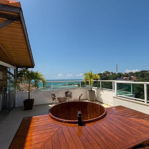 Natural landscape, View (from property/room), Balcony/Terrace, Dining area, Sea view