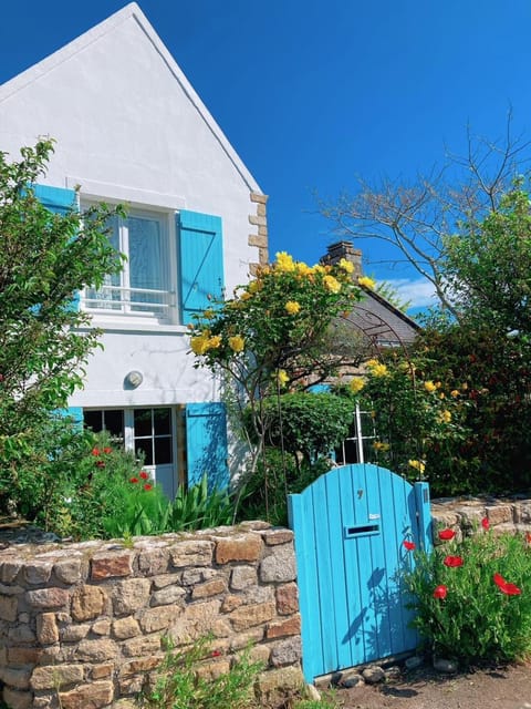 Property building, Spring, Garden view