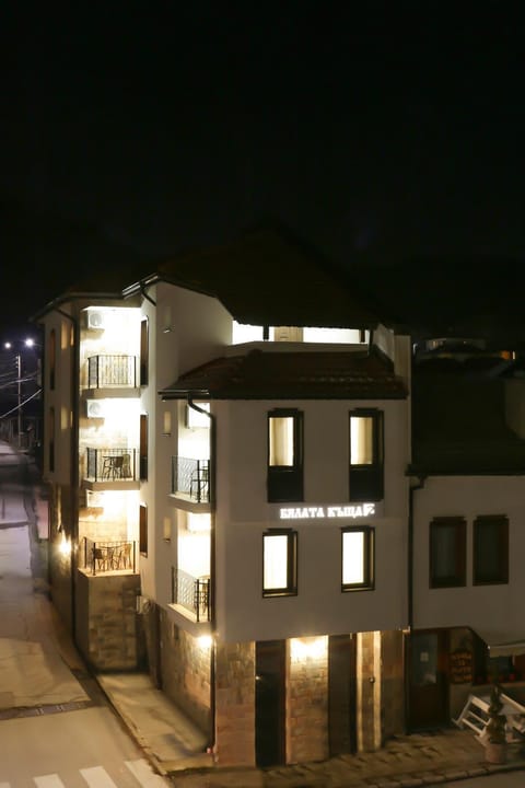 Property building, Night, Neighbourhood, Street view