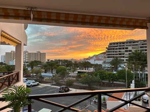 Day, Balcony/Terrace, City view, Sunset