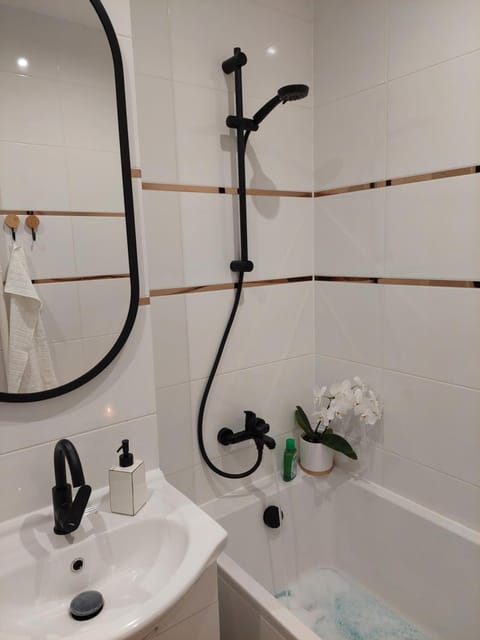 Shower, Bathroom, Bath