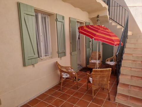 Patio, Balcony/Terrace