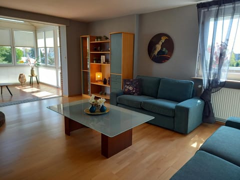 TV and multimedia, View (from property/room), Living room, Seating area
