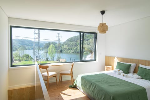 Bed, Natural landscape, Photo of the whole room, Bedroom, Mountain view, River view, towels