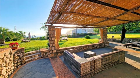 Patio, Balcony/Terrace