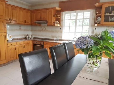 villa ponderosa House in O Salnés