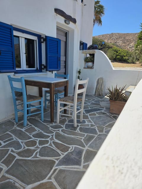 Anna's Cottage Home House in Naxos, Naxos and Lesser Cyclades, Greece
