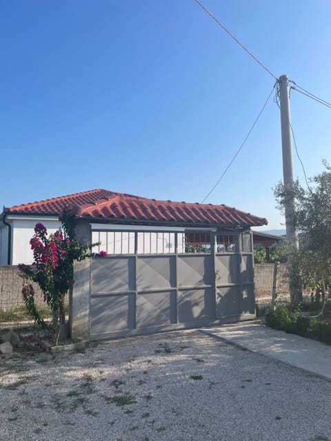 Cathrin’s villas and apartments Apartment in Vlorë County, Albania