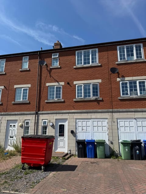 Property building, Day