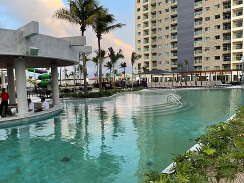 Pool view, Swimming pool
