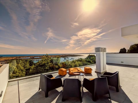 Day, Natural landscape, View (from property/room), Balcony/Terrace, Sea view