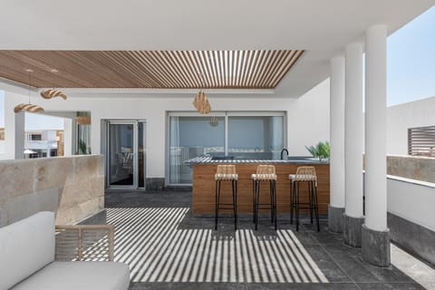 Lounge or bar