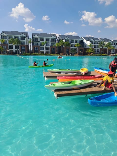 Activities, Canoeing, Swimming pool