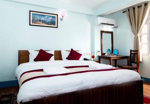 Bed, Bedroom, air conditioner