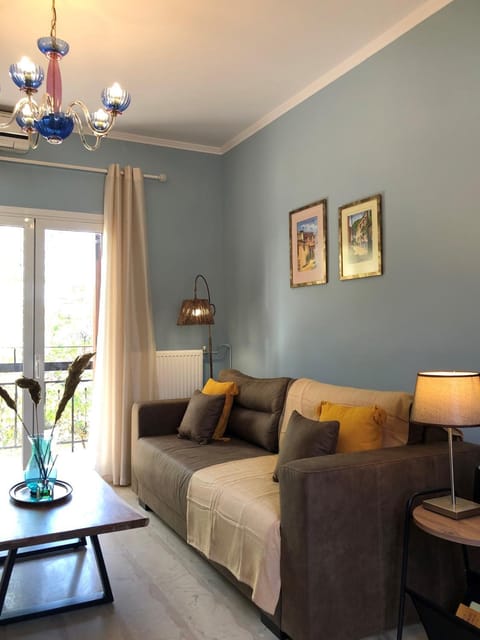 Balcony/Terrace, Living room, Seating area, air conditioner