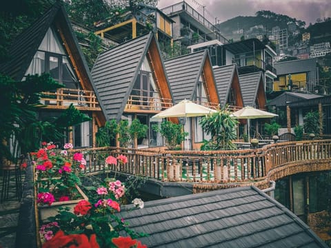 Property building, Natural landscape