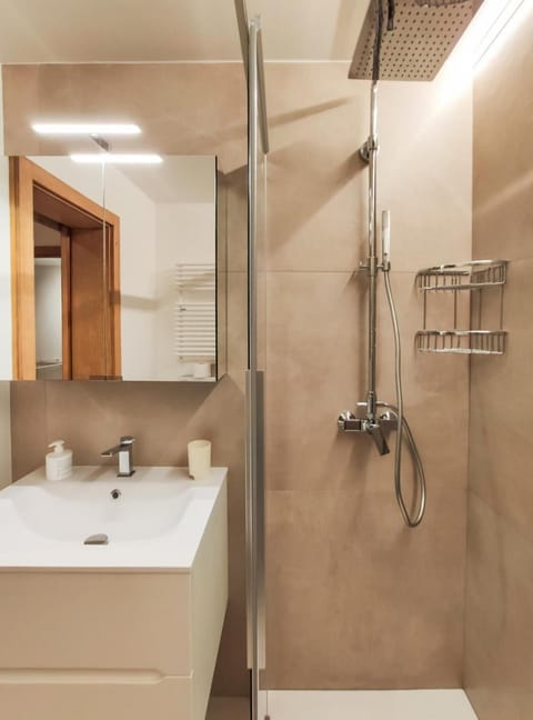 Family friendly 2-Bedroom near Golf & Ski slopes Apartment in Sierre