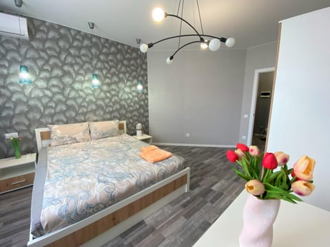 Bed, air conditioner