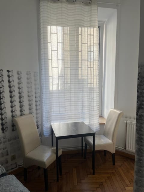 PIRANIA Apartment in Krakow