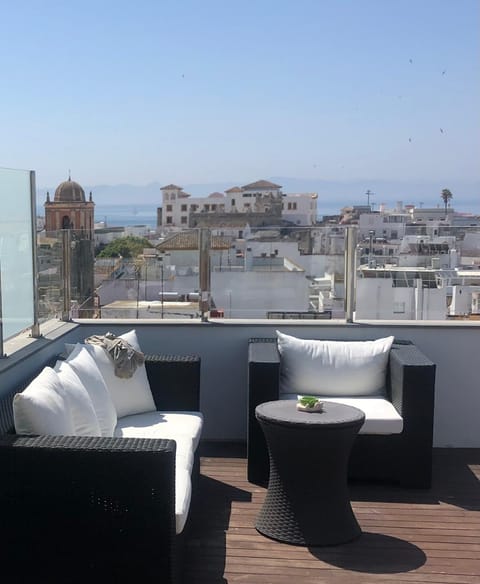 Natural landscape, View (from property/room), Balcony/Terrace, Balcony/Terrace, City view, Sea view