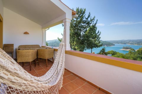 View (from property/room), Balcony/Terrace