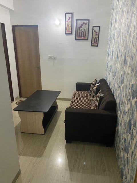 Full family rental’s homes and apartments nearby airport Apartment in Jaipur