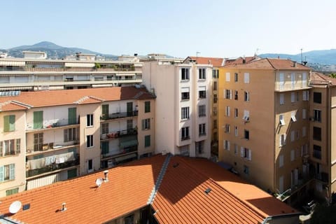 L41 Suite Paladium 8pax 4rooms balcony WIFI AC Apartment in Nice