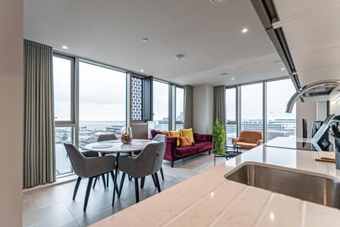 The Lexington - Luxury Serviced Apartments City Centre - City and Waterfront views Apartment in Liverpool