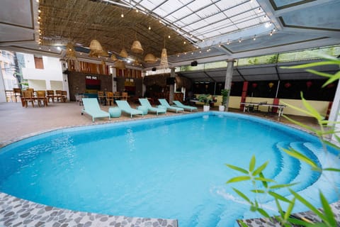 Pool view, Swimming pool