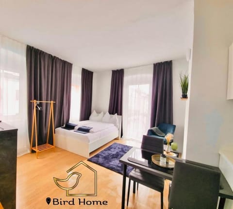 Bird Home Room 10 Apartment in Klagenfurt