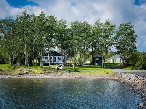 Property building, Natural landscape, Garden
