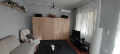 Living room, Decorative detail, wardrobe, air conditioner