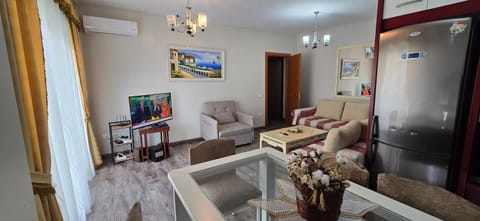 Apartament me qera Lungomare Vlore Mari Apartment in Vlorë