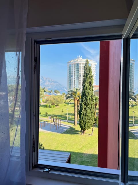 Sea view, Inner courtyard view