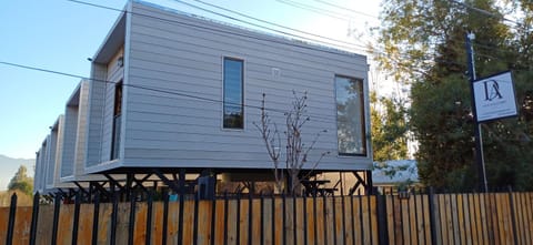 Property building, Day