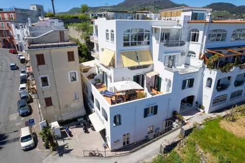 Property building, Bird's eye view