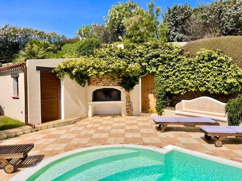 Villa Hibiscus Stintino Villa in Punta de su Torrione