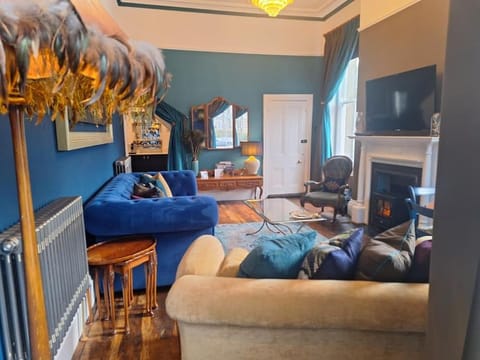 The Huntress Suite Apartment in The Pavilion Gardens