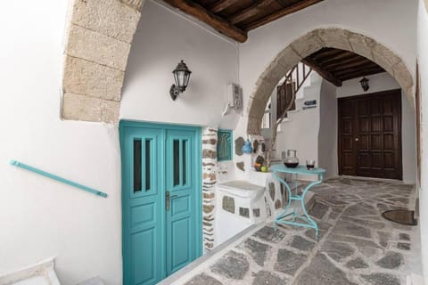 Ocean Rose II - Old Naxos Town Apartment in Naxos