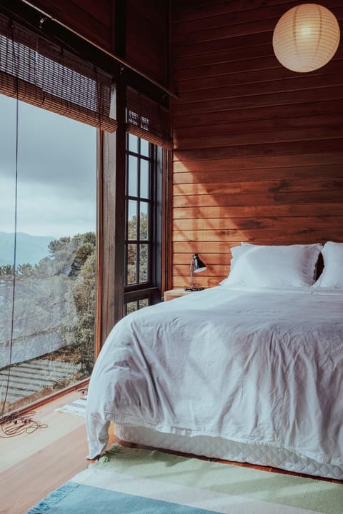 Bed, Natural landscape, Photo of the whole room, Bedroom, Mountain view