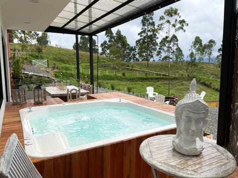 Natural landscape, Hot Tub, Garden view