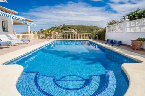 Balcony/Terrace, Swimming pool