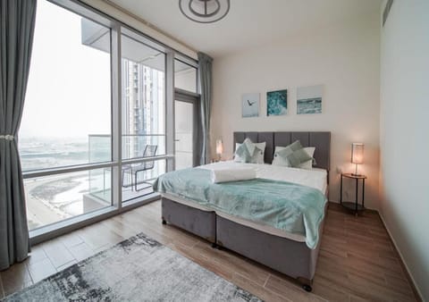 Bed, View (from property/room), Balcony/Terrace, Bedroom