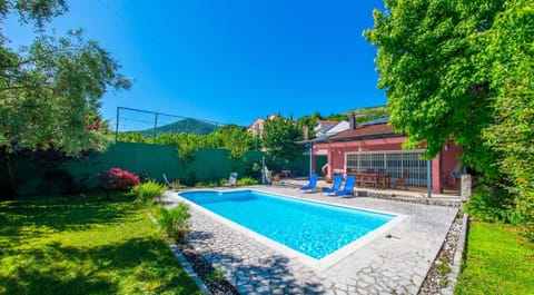 Property building, Spring