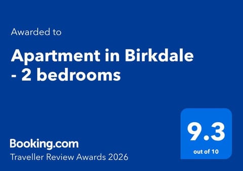 The 9th Hole - Two-Bedroom Apartment in Birkdale, 1 mile from Royal Birkdale Golf Club Apartment in Southport