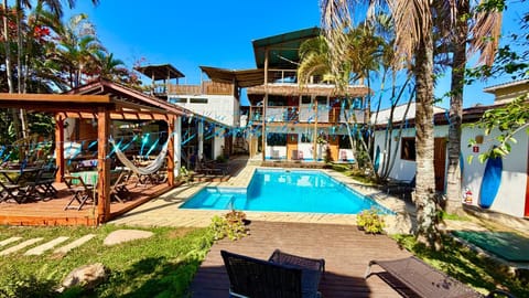 Garden, Swimming pool
